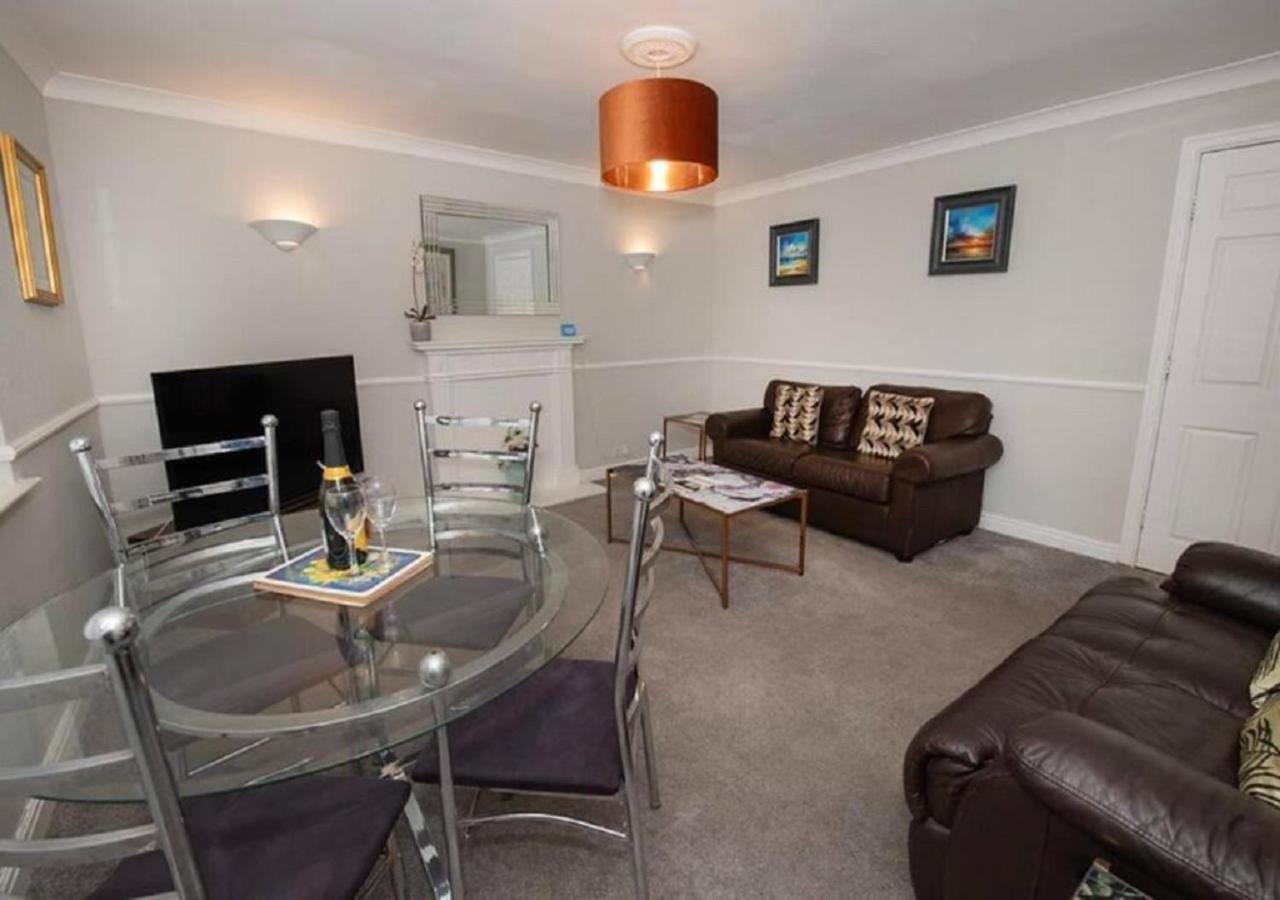 Pelican-Stylish 2-Bed Apartment Close To Beach & Town Scarborough Kültér fotó